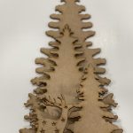 Escena Reno Con Arbol