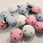 Pinza Chupetero Redondo Blanco