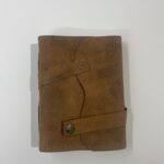 Libro De Piel Color Cuero Marrón