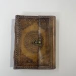 Libro de Piel color Marron con relieve circular enmarcado